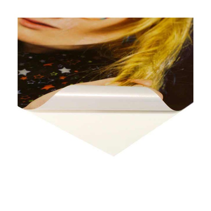 Tisk fotek na samolepku