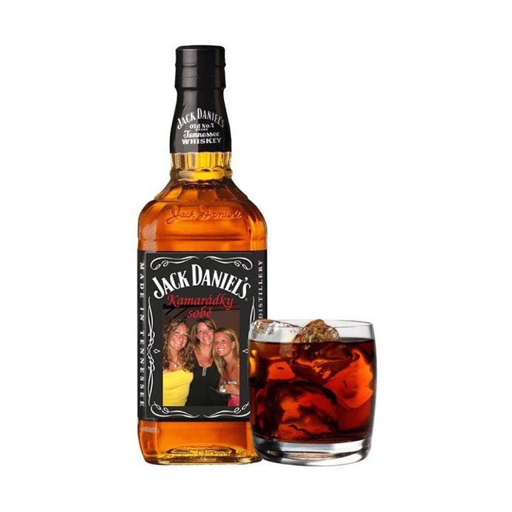 Jack Daniels s vlastní etiketou